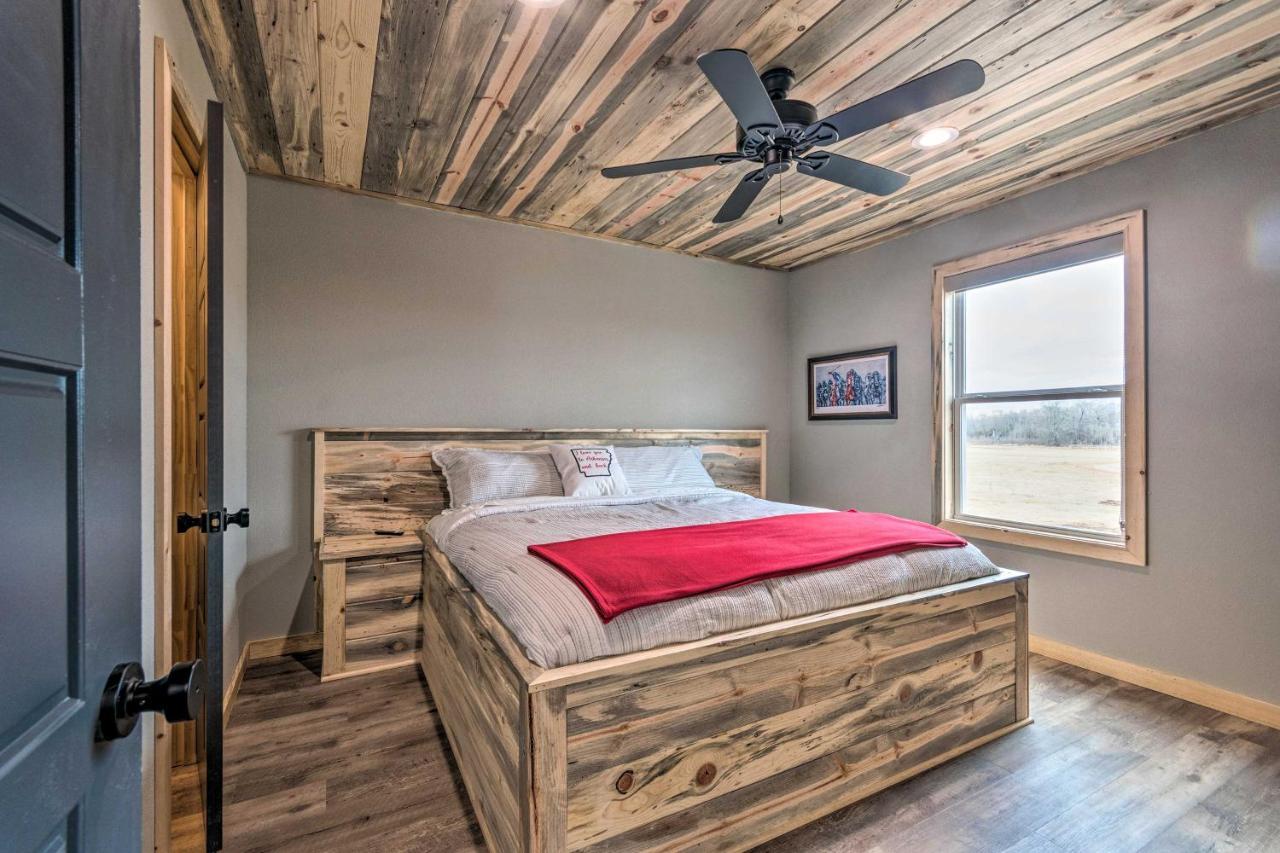 Upscale Riverfront Home With Beach And Fire Pit! Glenwood Екстериор снимка